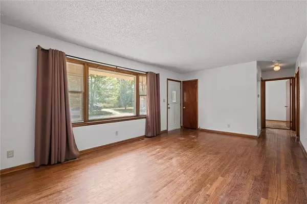 230 N Walnut ST, Gardner, KS 66030