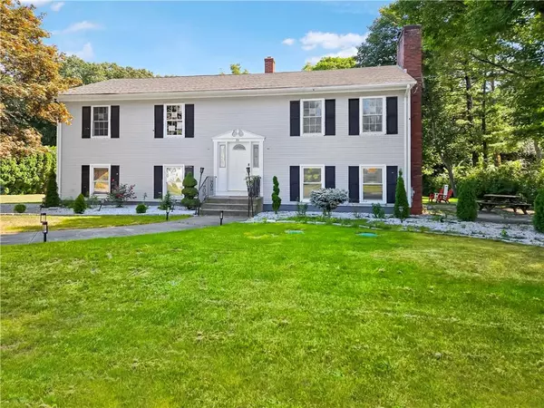 35 Hines Farm RD, Cranston, RI 02921