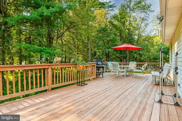 109 TALL BEECH LN, Saylorsburg, PA 18353