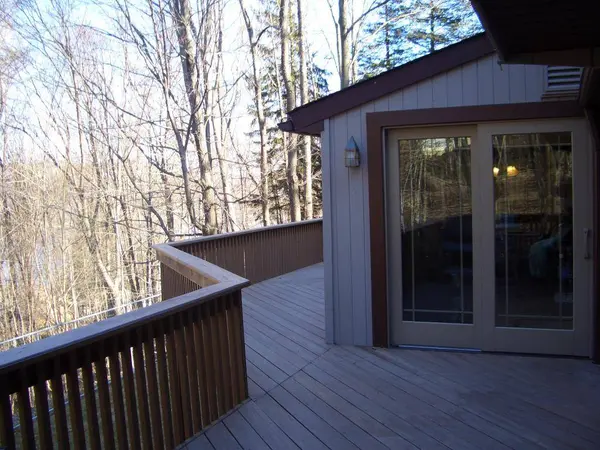 12 Buckingham Garden Pkwy, Maplewood Twp., NJ 07040