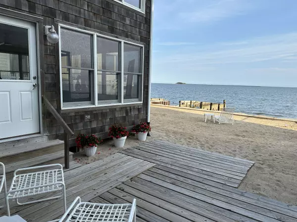 165 Shore Road, Clinton, CT 06413