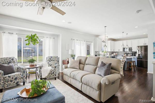 1259 STONEBROOKE Drive, Howell, MI 48843