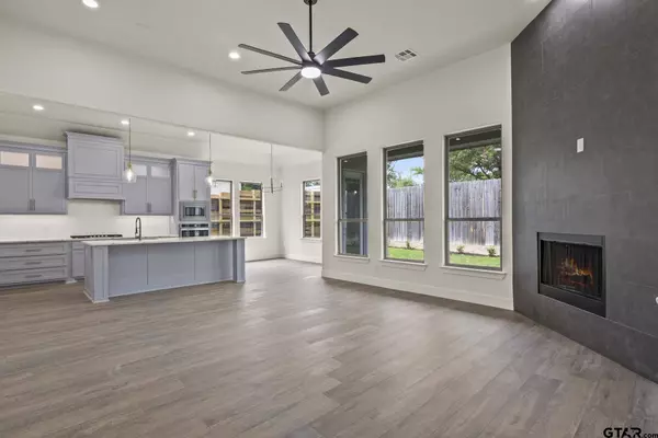 253 Kathryns Ct, Mt Pleasant, TX 75455