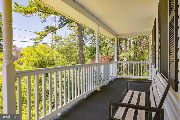 1648 CLOVER RD, Long Pond, PA 18334