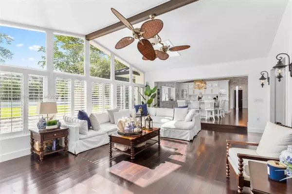 14150 SW 68th Ave, Palmetto Bay, FL 33158