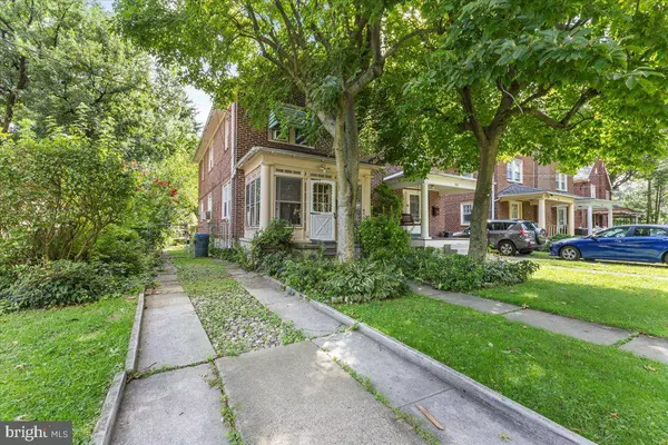 35 SPRINGHOUSE LN, Glenside, PA 19038