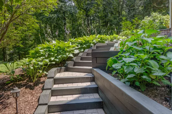 26 Shari Drive, Seymour, CT 06483