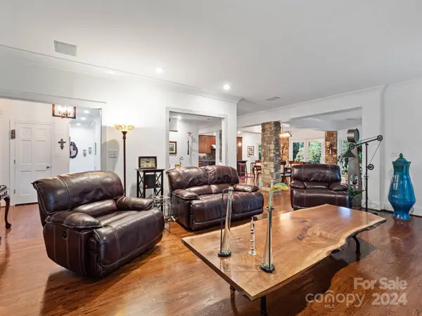 243 King Owen CT, Charlotte, NC 28211