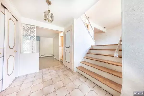 2782 Audrey TER, Union, NJ 07083