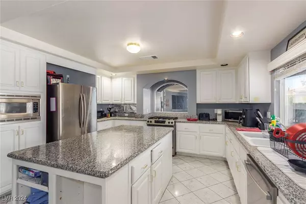 6359 Spindrift Foam Avenue, Las Vegas, NV 89139