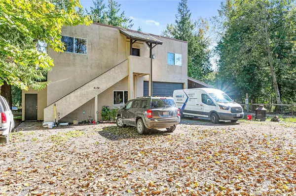 5130 Penny LN, Bellingham, WA 98226