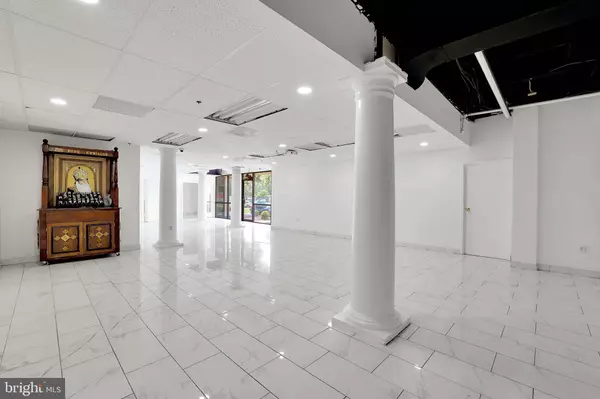 14740 FLINT LEE RD #UNIT A&B, Chantilly, VA 20151