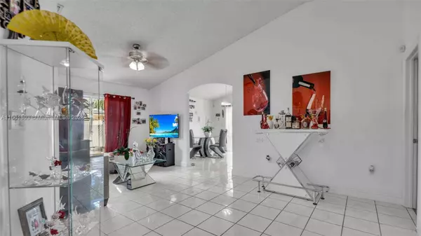 18118 SW 142nd Ct, Miami, FL 33177