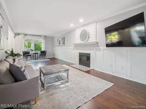 3704 BENJAMIN Avenue, Royal Oak, MI 48073