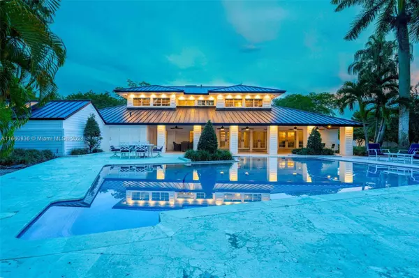 14150 SW 68th Ave, Palmetto Bay, FL 33158