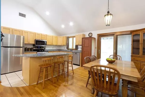 112 Grover Rd Ext, Medford, MA 02155