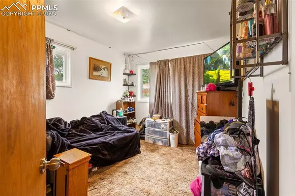 2942 Marion DR, Colorado Springs, CO 80909