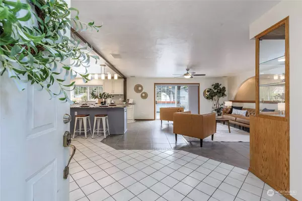 1514 208th ST E, Spanaway, WA 98387