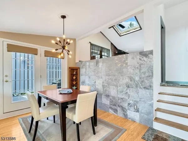 70 Lakeside Drive North, Liberty Twp., NJ 07823