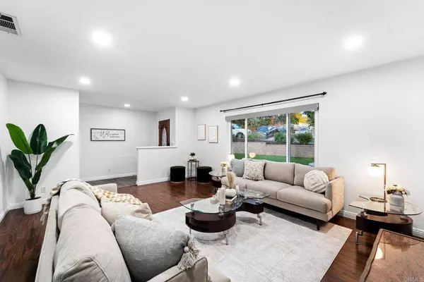 723 Via Flora Rd, San Marcos, CA 92069