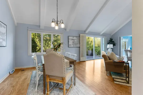 9134 N Briarwood, Bayside, WI 53217