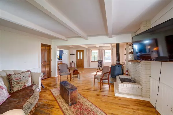 97 Shady Willow Road, Brooklyn, WI 53521