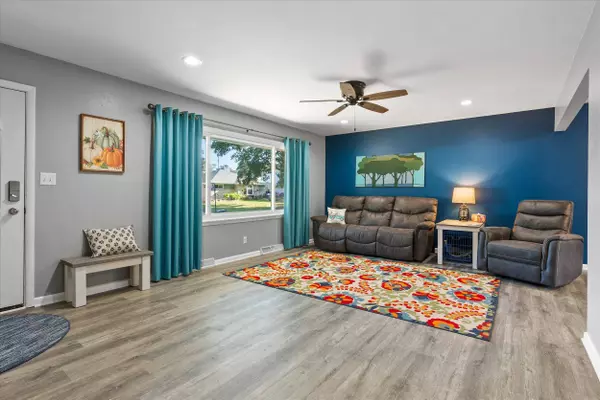 10037 W Fiebrantz, Milwaukee, WI 53222