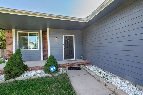 2607 E Elk Run Ct, Park City, KS 67219