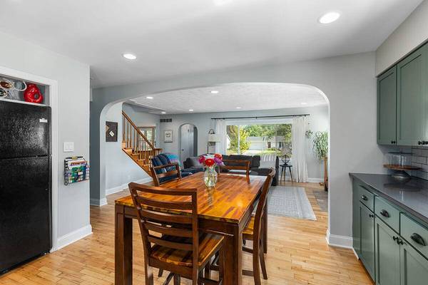 130 S Fairview Road, Zeeland, MI 49464