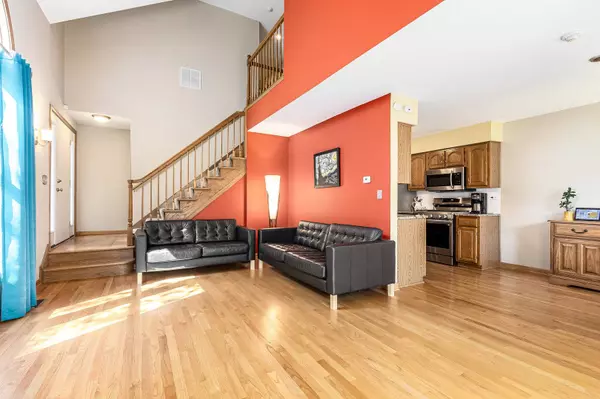 1512 Barrymore Drive #1512, Darien, IL 60561