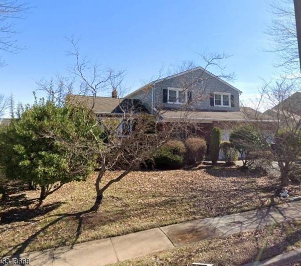 75 Spruce St, Edison Twp., NJ 08837