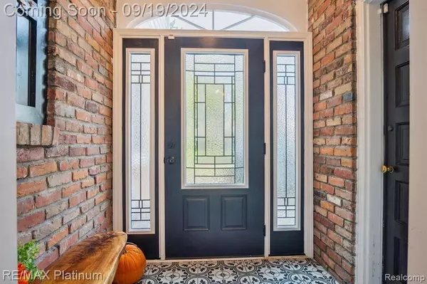 1021 MAXINE Street, Flint, MI 48503