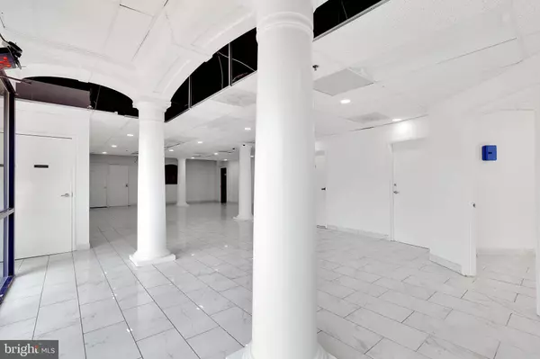 14740 FLINT LEE RD #UNIT A&B, Chantilly, VA 20151