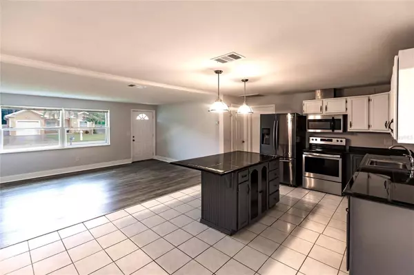 1075 JACKMAR RD, Dunedin, FL 34698