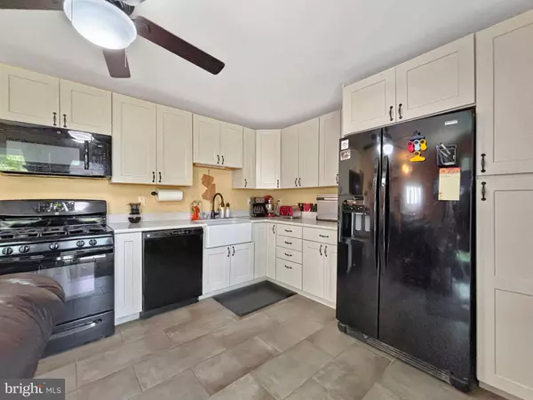 136 SHREVE ST, Mount Holly, NJ 08060