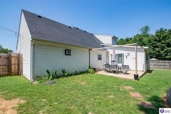 1860 S Woodland Drive, Radcliff, KY 40160