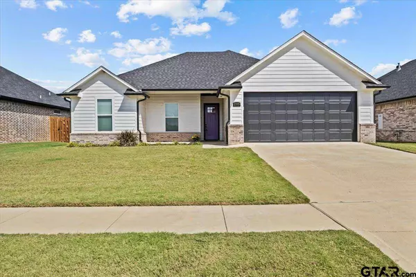 2105 Stephanie Dr, Whitehouse, TX 75791