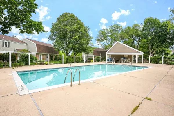 7310 Old Sauk Road, Madison, WI 53717