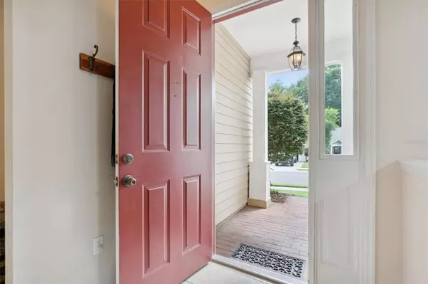 9238 NW 26TH AVE, Gainesville, FL 32606