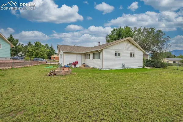 2942 Marion DR, Colorado Springs, CO 80909