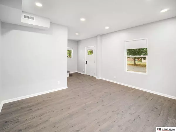 5128 Walker Avenue, Lincoln, NE 68504