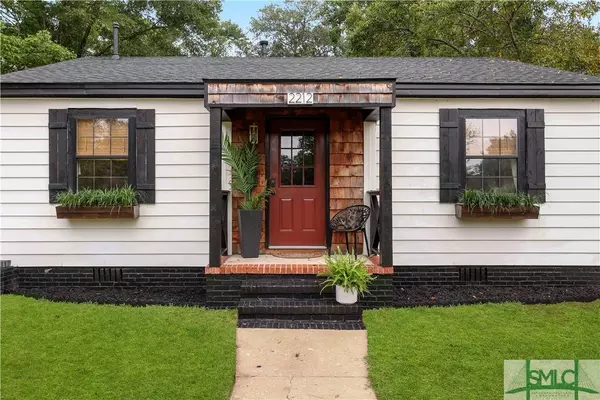 2212 Hawthorne ST, Savannah, GA 31404