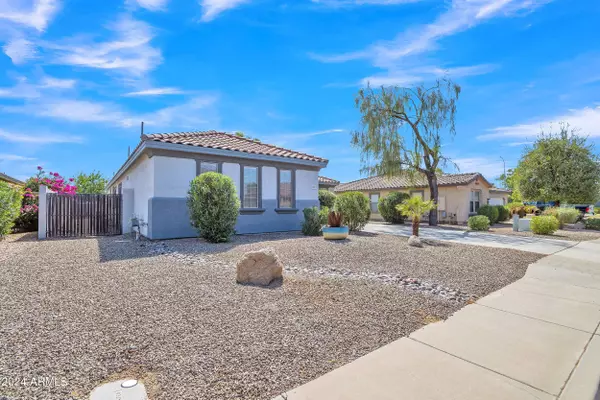 4213 E GLENEAGLE Drive, Chandler, AZ 85249