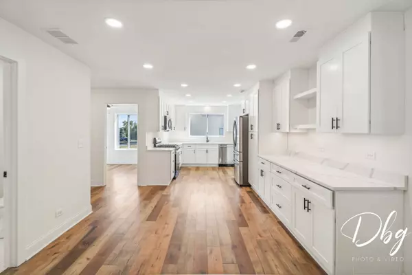 34686 N Long AVE, Ingleside, IL 60041