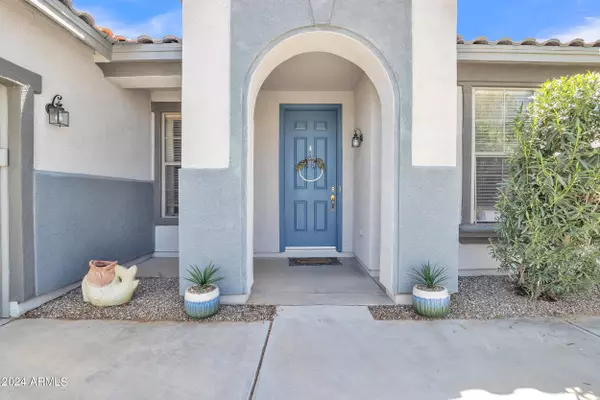4213 E GLENEAGLE Drive, Chandler, AZ 85249
