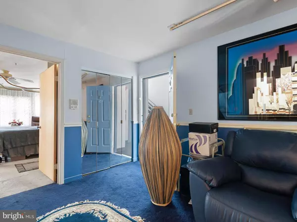 5209-UNIT LE PARC DR #37, Wilmington, DE 19809