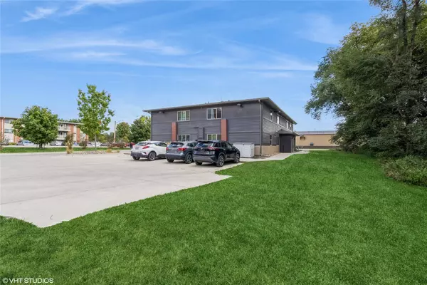 439 S Maple Avenue, Ames, IA 50010