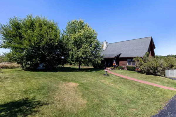 11A55 Fairway Drive, Apple River, IL 61001