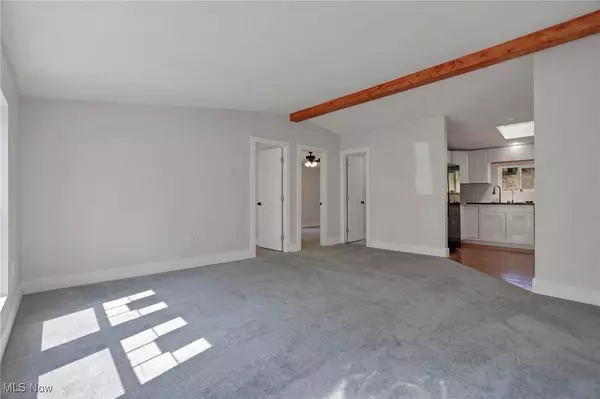 26 Vine ST, Newark, OH 43055