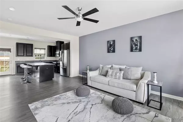 16429 Gossamer DR, Moseley, VA 23120